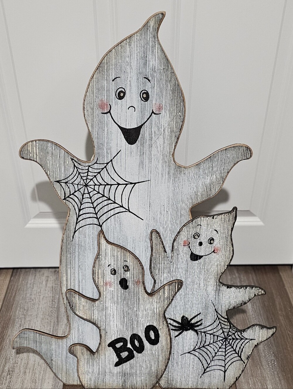 *Rustic Lighted Standing Ghost Decor* - Picture 3 of 10